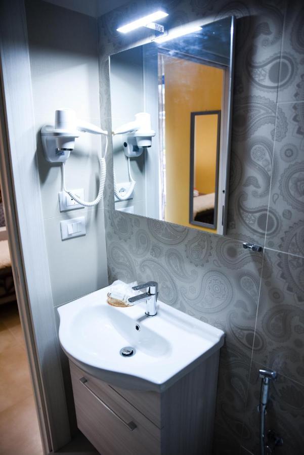 La Corte Di Bismary B&B Salerno Kültér fotó