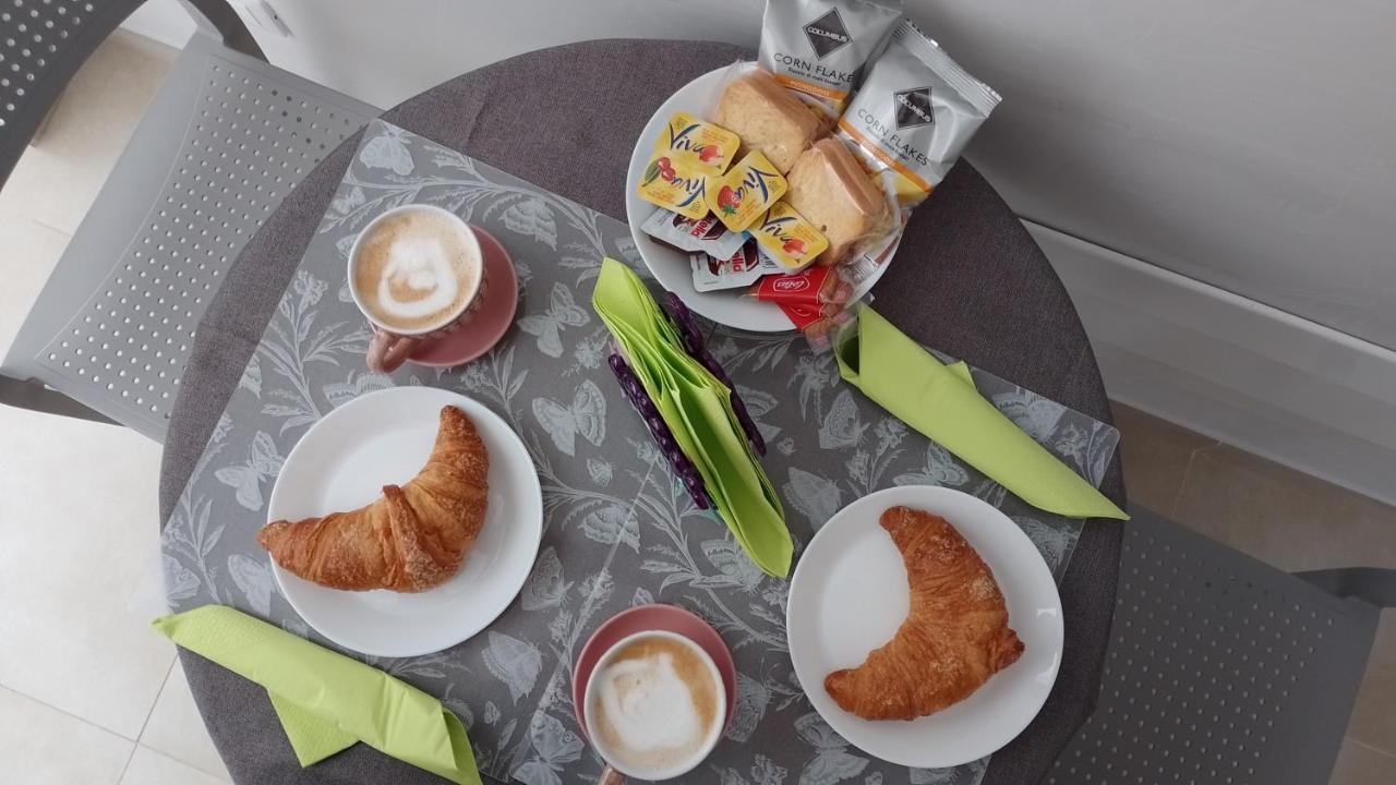 La Corte Di Bismary B&B Salerno Kültér fotó